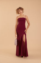 Load image into Gallery viewer, Naomi Gown - Wine
