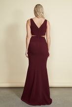 Load image into Gallery viewer, Kiira Gown - Burgundy

